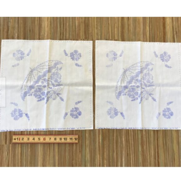Floral Parasol Bouquet Artex Tri-Chem Pre-Printed Fabric for Embroidery or Paint - Picture 1 of 3